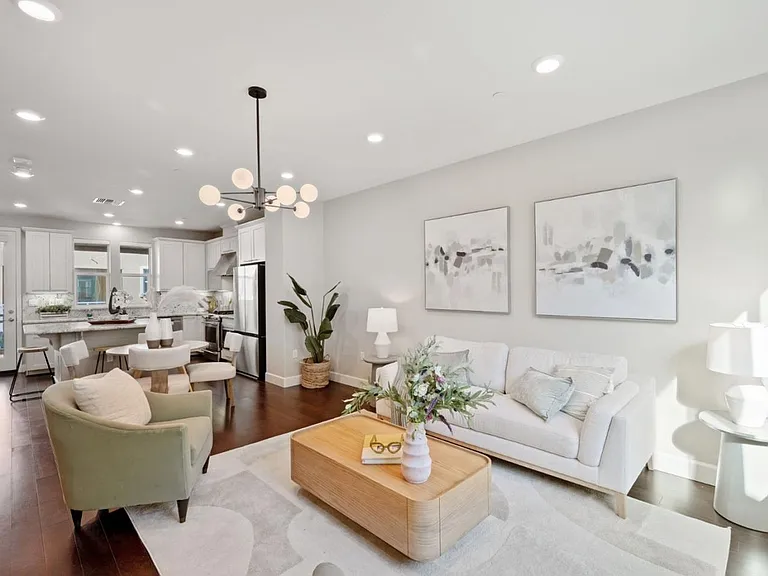 5977 Larkstone Loop — Photo 9