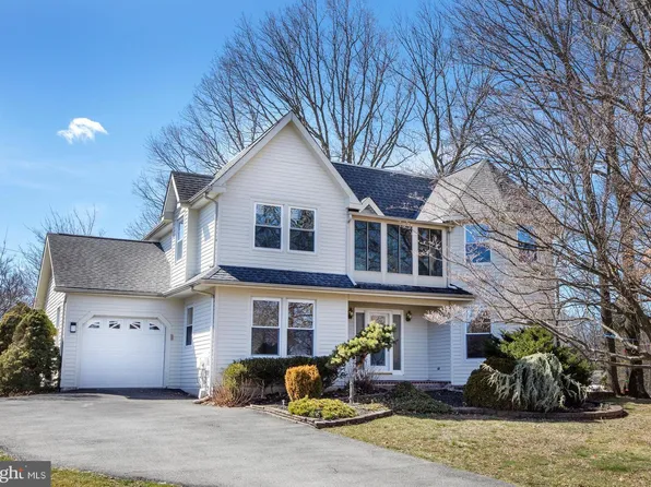 2210 Clubhouse Cir, Jamison, PA 18929