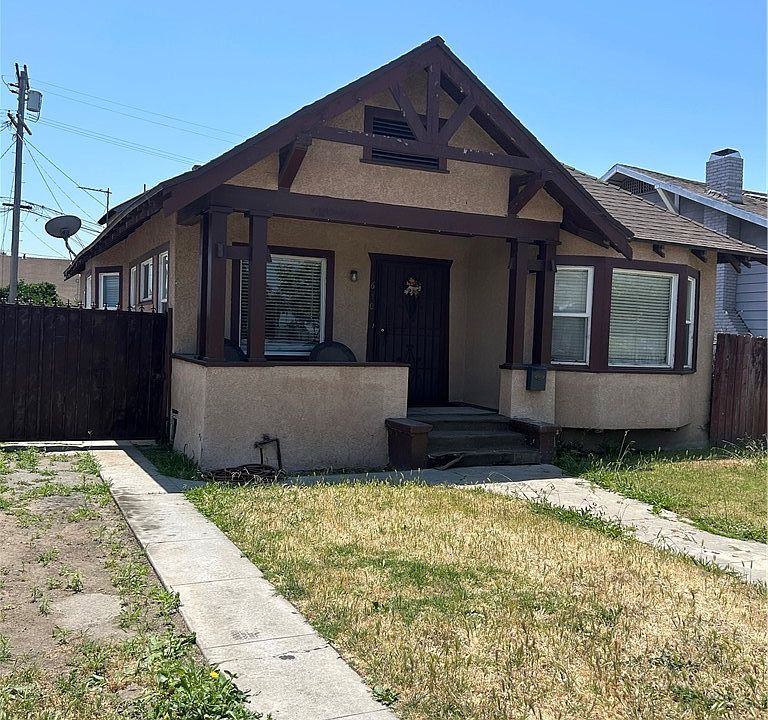 1st image of 1630 W 54th St
