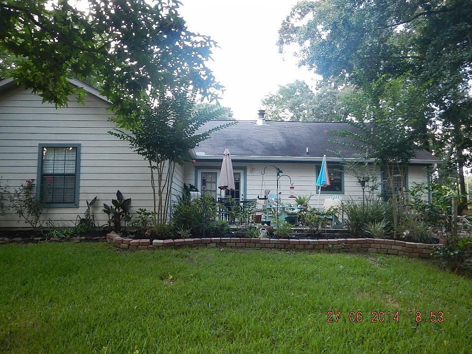 VIEW OF THE BACK OF THE HOME