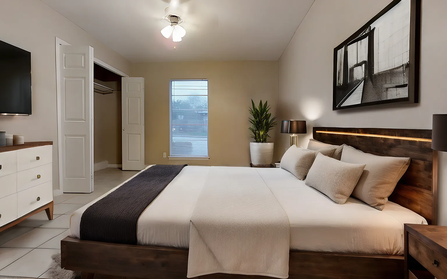 Verano at the Heights Apartments — Photo 4
