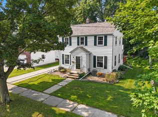 1145 Division St, Green Bay, WI 54303