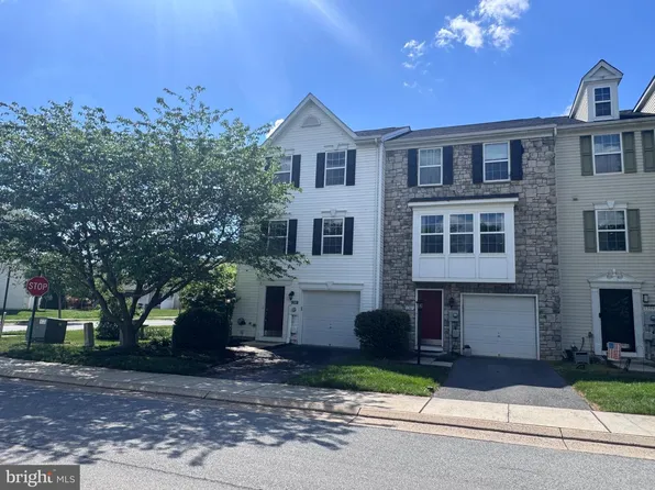 1205 Mare St, Ranson, WV 25438