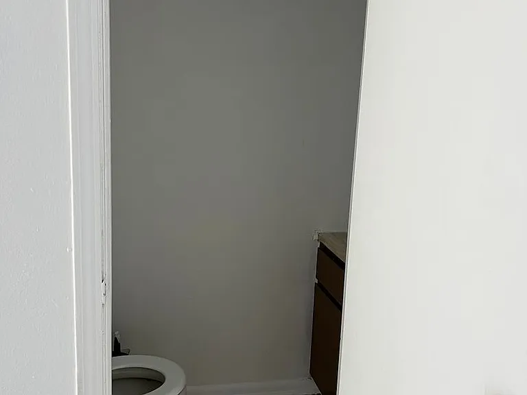 2221 N Hullen St — Photo 14