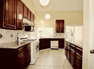 1903 Brushy Creek Dr, Sugar Land, TX 77478