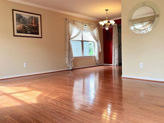 5th image of 3237 Buckhorn Ct