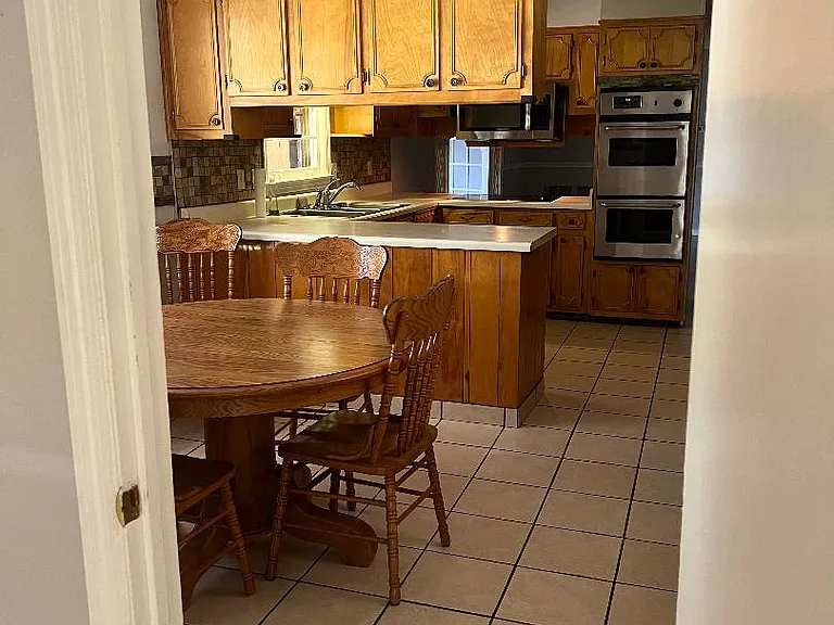 444 Fling Rd — Photo 3