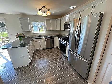 4th image of 6865 Hampton Cir