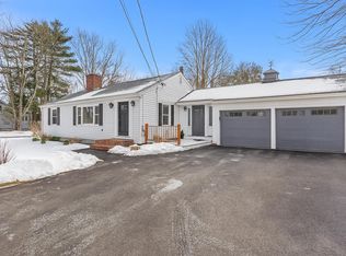 6 Lunt Road, Falmouth, ME 04105