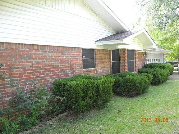 5th image of 1400 E Park Ave