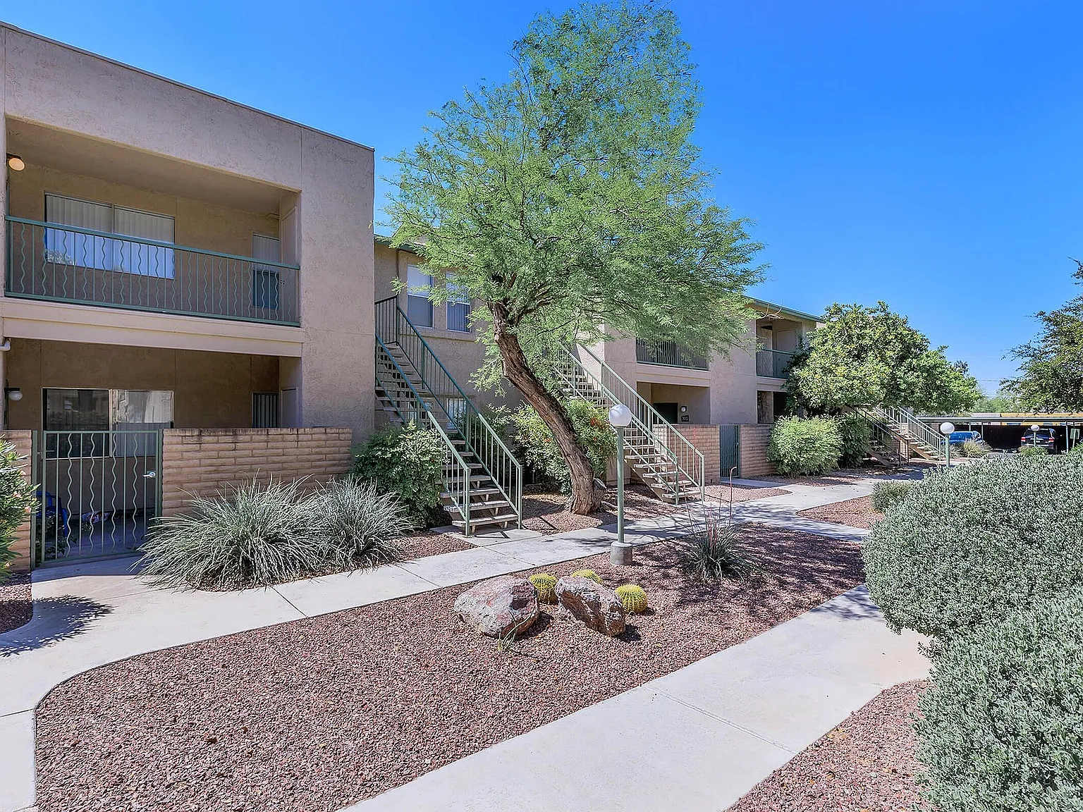 3250 East Fort Lowell Road — Photo 4