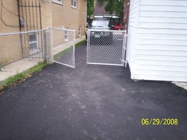 1st image of 745 Hull Ave