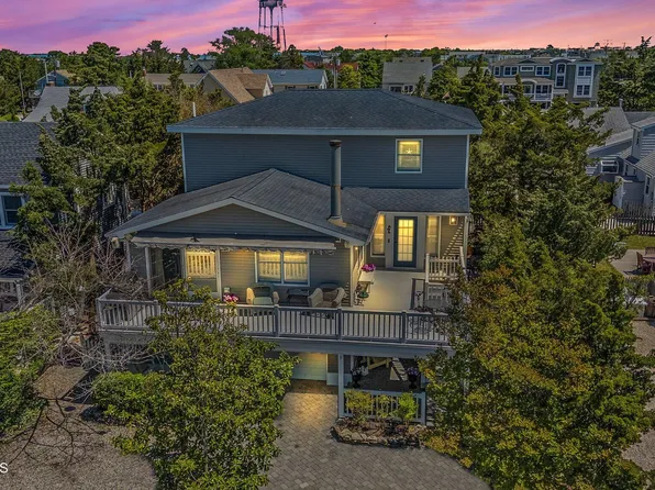 1 W 13th Street, Barnegat Light, NJ 08006