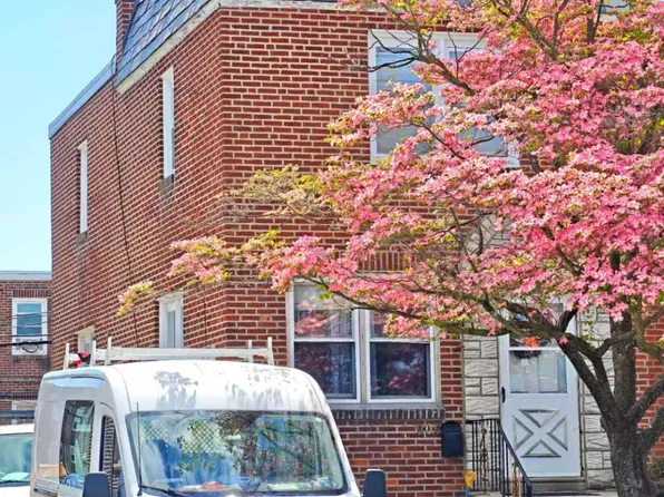 906 Saint Vincent St, Philadelphia, PA 19111