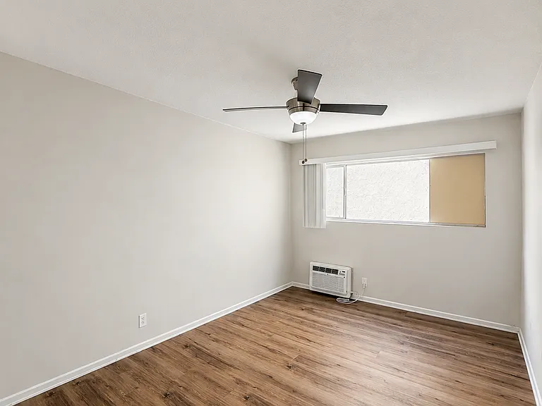 1027 N Ogden Dr #6 — Photo 8