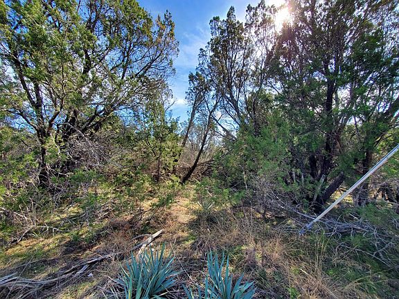 5th image of 3418 Sumac Dr