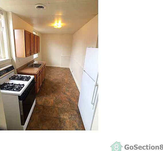 2nd image of 7603 Bennett St