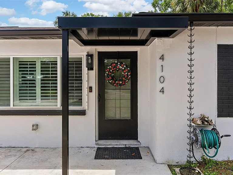 4104 W Knights Ave — Photo 2
