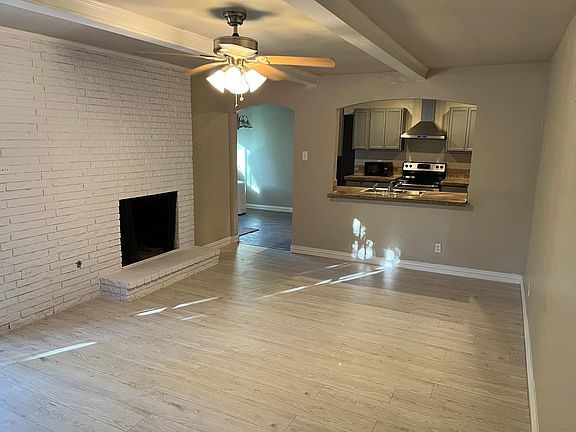 2nd image of 3516 Whitehall Dr