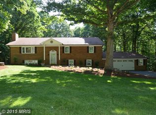 10878 Hampton Rd, Fairfax Station, VA 22039