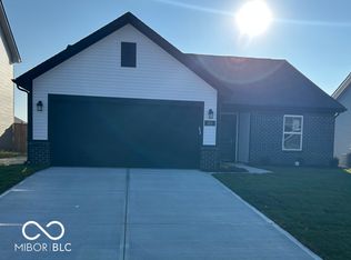 183 Luna Pl, Shelbyville, IN 46176
