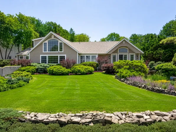 25 Bayberry Lane, York, ME 03902