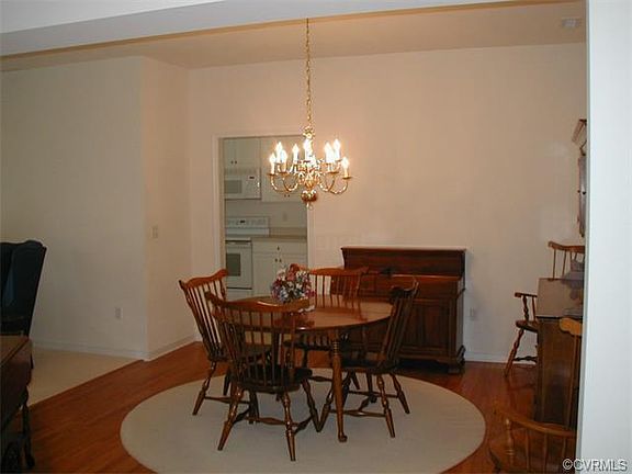 5th image of 3484 Fitchetts Ln