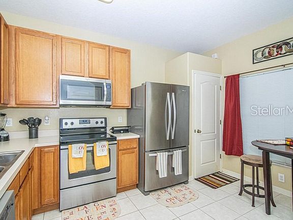 4th image of 30342 Elderwood Dr