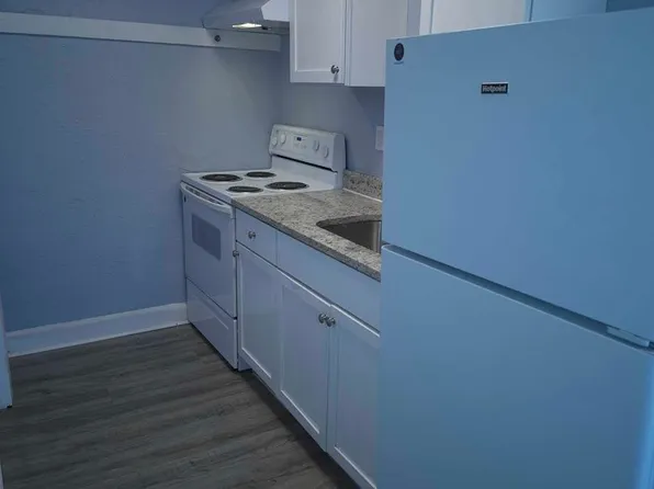 2454 Benton, 2454 Benton Blvd #2, Kansas City, MO 64127