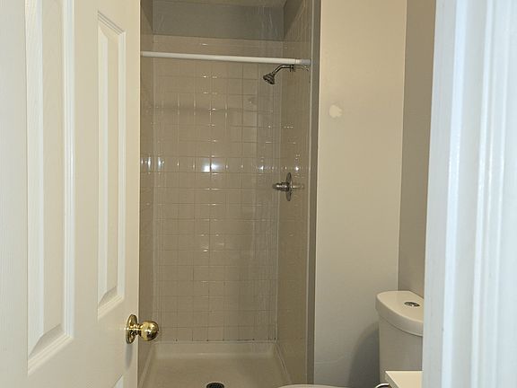 4th image of 3555 Seneca Forest Dr