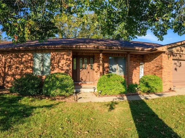 805 Connie St, Jackson, MO 63755