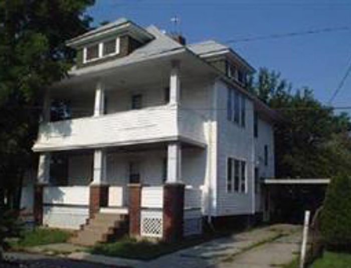 1st image of 4418 W 42nd St #2