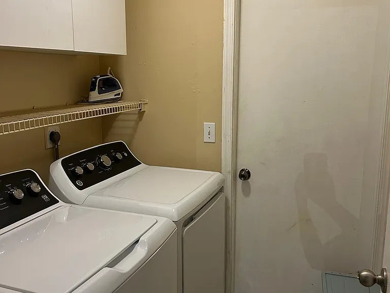 102 SW Glenwood Dr — Photo 13