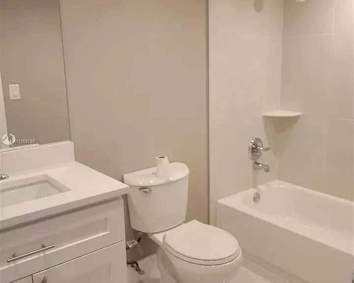 470 NW 20th St #1040 — Photo 5
