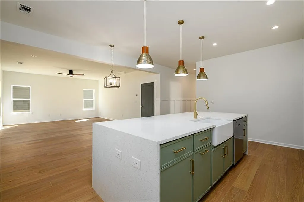 Building Photo - 2643 Brown St NW