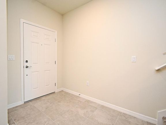 4th image of 3195 Emerald Acres Ln #3195