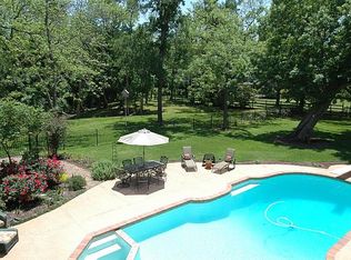 5218 Cook Ln, Sugar Land, TX 77479
