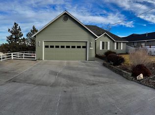 3078 SW 33rd St, Redmond, OR 97756