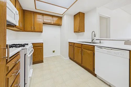 11641 Valley Spring Lane Apartments Photo 1
