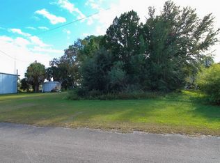 13 Cedar Island Way, Crawfordville, FL 32327