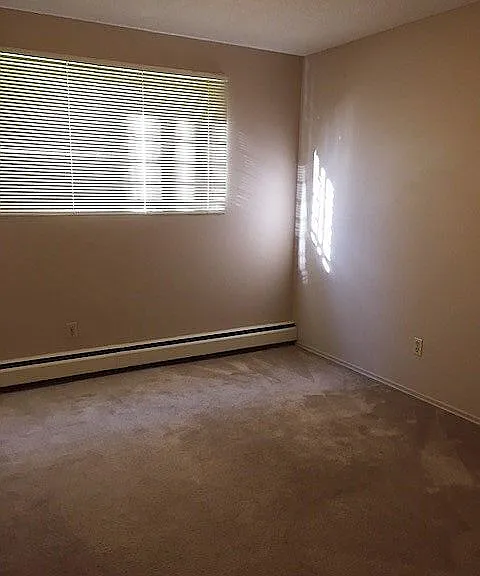 2519 17th St SW #205 — Photo 8