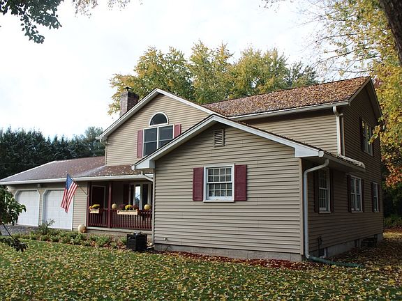 2nd image of 230 Plumtree Rd