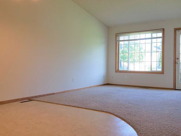 Living / Dining Rooms