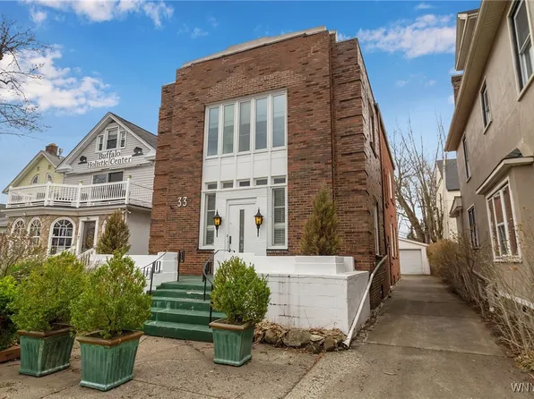 33 Delaware Rd, Buffalo, NY 14217