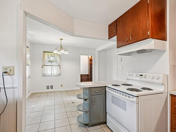 5th image of 4244 Stinson Blvd NE