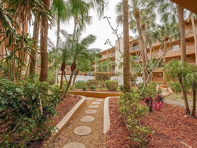 12760 Indian Rocks Rd #1017 — Photo 14