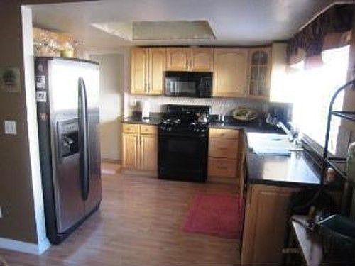 4th image of 4696 Blackrock Ave