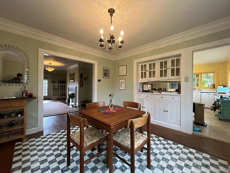 2430 SE Park Ave — Photo 19