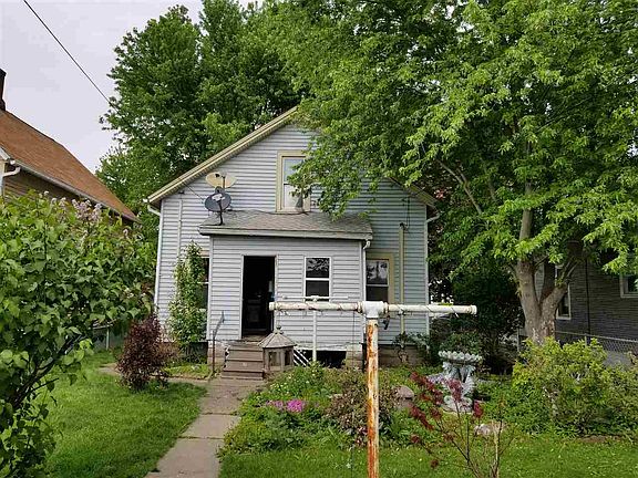 5th image of 1324 12th Ave