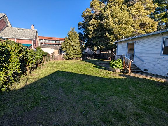 5th image of 22862 1st St